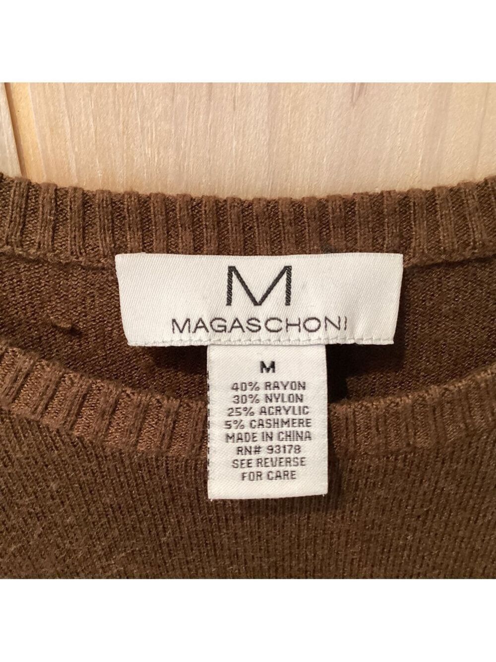 Magaschoni Star Sweater - Picture 3 of 4